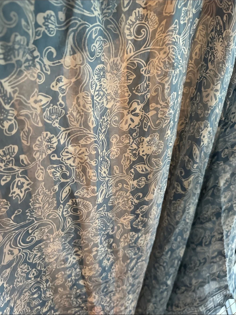 Light Blue Patterned 100% silk Scarf 🧣